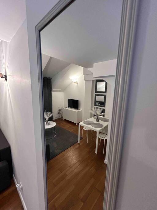 Appartamento Duplex Minimaliste - 30 Min De Paris Saint-Ouen-l'Aumone Esterno foto