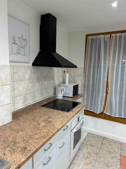 Appartamento Duplex Minimaliste - 30 Min De Paris Saint-Ouen-l'Aumone Esterno foto